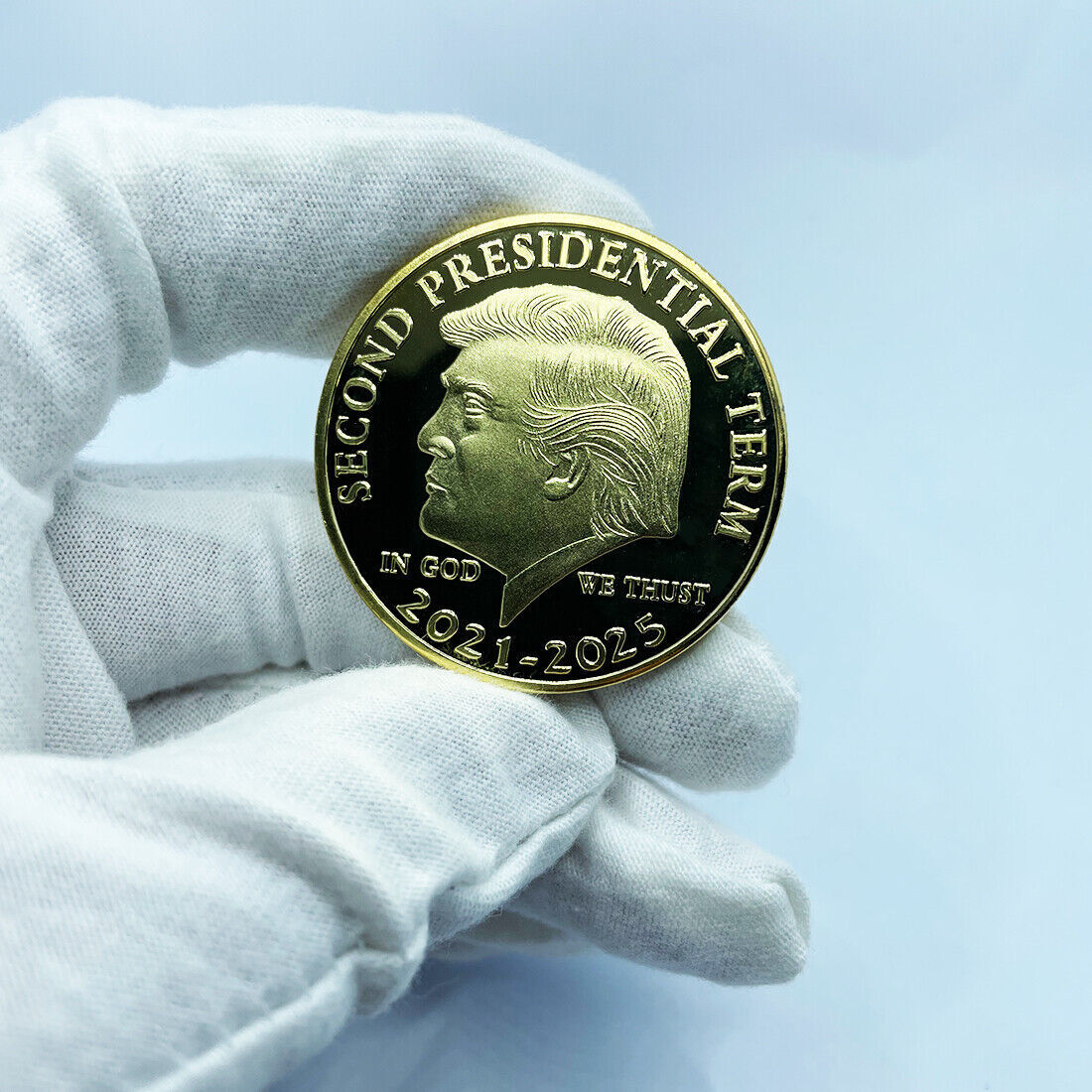 2021-2025 Donald Trump Coin President Gold IN GOD WE TRUST Coins