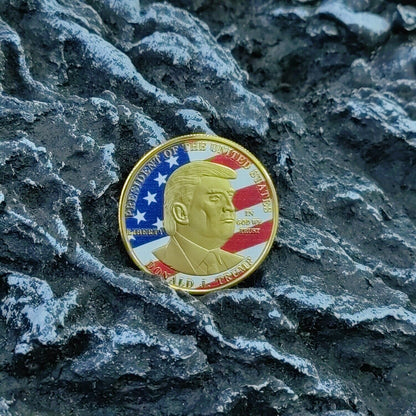 Donald J Trump President Gold Coins MAKE AMERICA GREAT AGAIN Challenge Coin