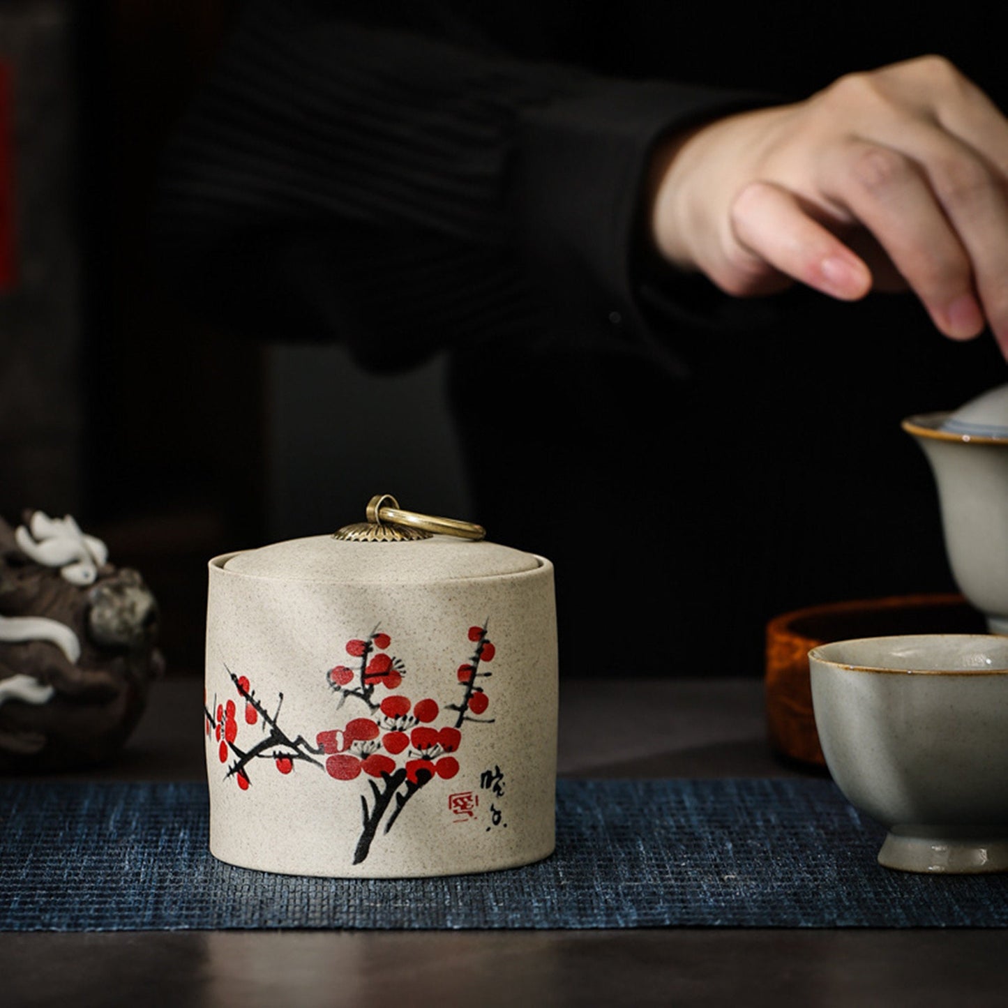 Japanese Portable Tea Container Storage Tea Coffee Food Handmade Ceramic Tea Jar - Ceramic Jars With Lid -250ML Storage Cans-Kitchen Storage